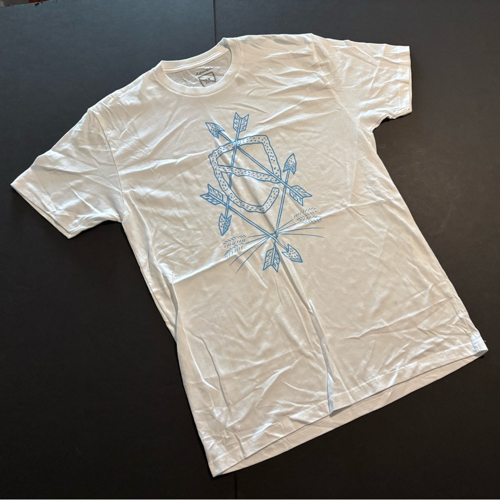 2/$30 💥🆕 Eswic Skateboard White/blue Graphic T-Shirt Tee | Medium | 3021